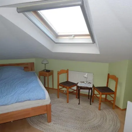 Ferienhaus Bach ドルム・ノイフェルト